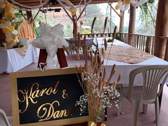Celebraciones y eventos familiares en espacios naturales